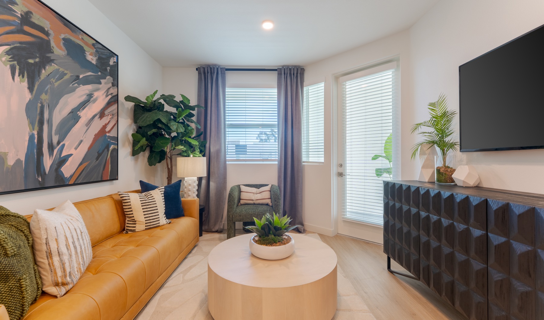 Living room with couch and tv 