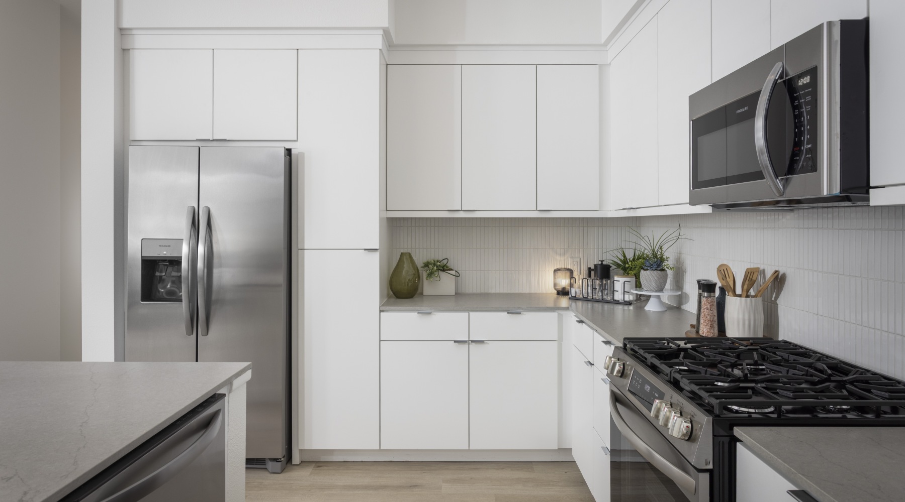 Unmatched Amenities, Unparalleled Lifestyle Unmatched Amenities, Unparalleled Lifestyle